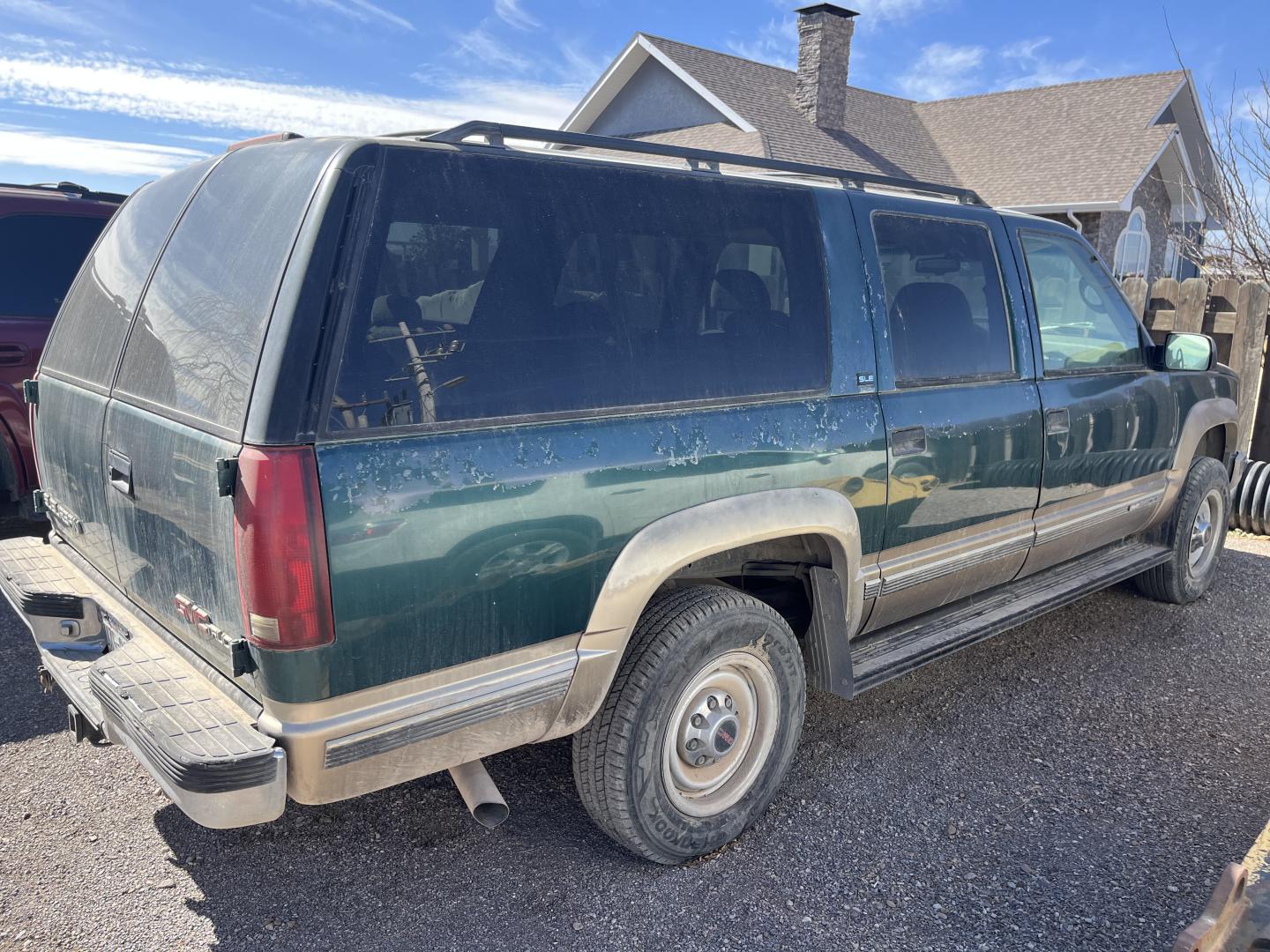 ./imagenes/INVOICE/2019/15951/SUV GMC SUBURBAN (24).JPG